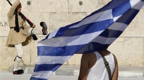 Soixante-huit pour cent des Français désapprouvent l'augmentation de la contribution française au sauvetage de la Grèce, selon un sondage Ifop pour Dimanche Ouest France. Trente-deux pour cent des personnes interrogées déclarent approuver ce nouveau coup