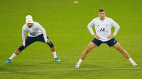 Layvin Kurzawa et Thomas Meunier avec le PSG, à Bruges le 21 octobre 2019
