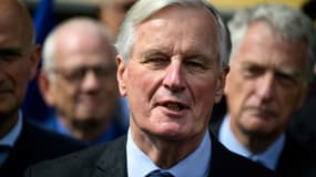 Le Premier ministre Michel Barnier lors d'une visite à l'Institut national de l'énergie solaire (Ines) au Bourget-du-Lac, le 12 septembre 2024.