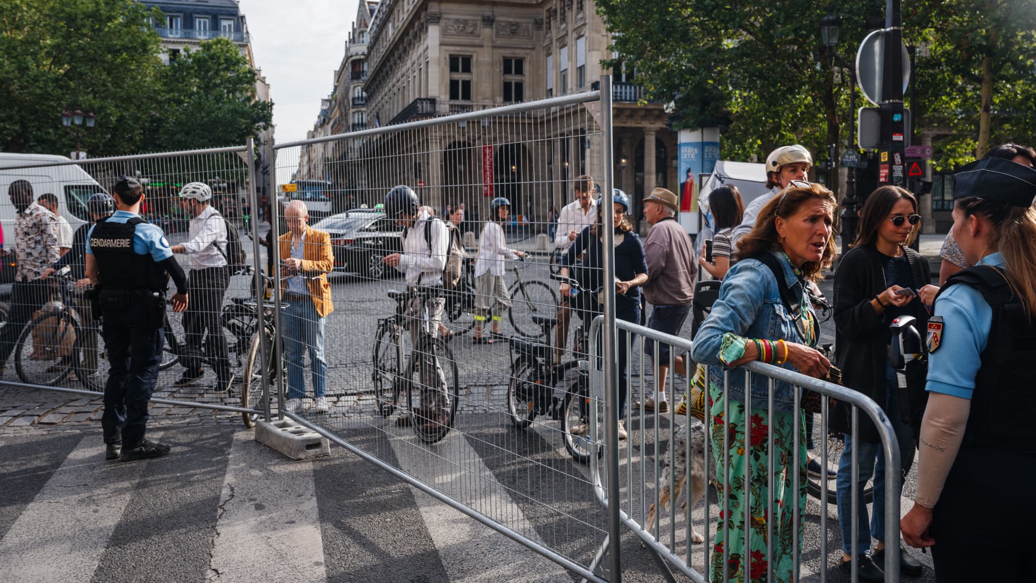 JO 2024: la mairie demande au préfet de police de revoir les barrières dans le centre de Paris