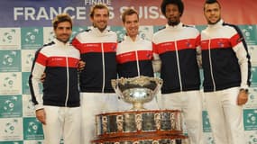 L'équipe de France de tennis affronte la Suisse en finale de Coupe Davis.