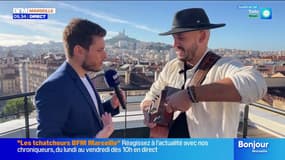 Franck Brihmat improvise une chanson et reprend IAM en live sur le toit de BFM Marseille