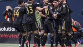 Le Los Angeles FC célèbre un but