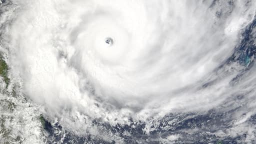 La Réunion a déclenché une alerte cyclonique orange, le 2 janvier 2013