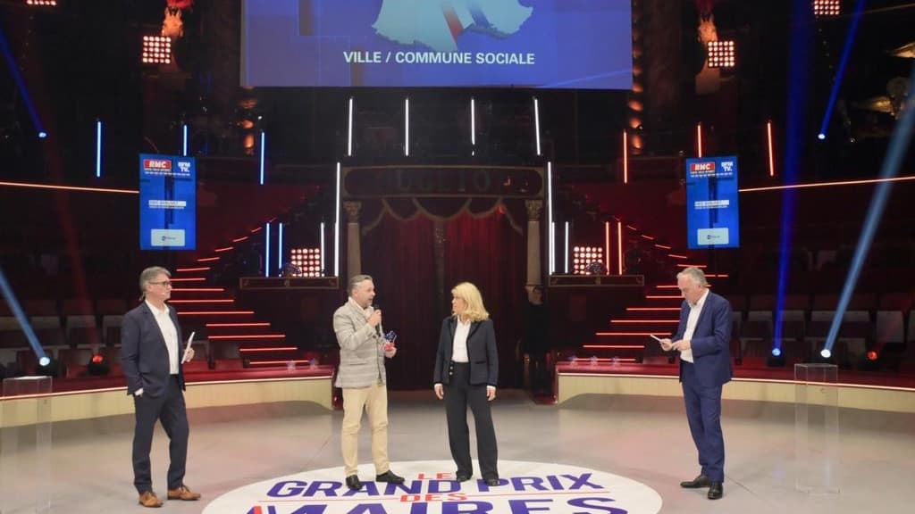 GRAND PRIX DES MAIRES RMC-BFMTV // ÉRIC BERLIVET, MAIRE DE ROCHE-LA-MOLIÈRE (42), LAURÉAT DU PRIX « VILLE / COMMUNE SOCIALE » 
