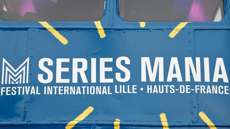 Le bus de Séries Mania, festival dédié aux séries à Lille (Nord), en 2023.