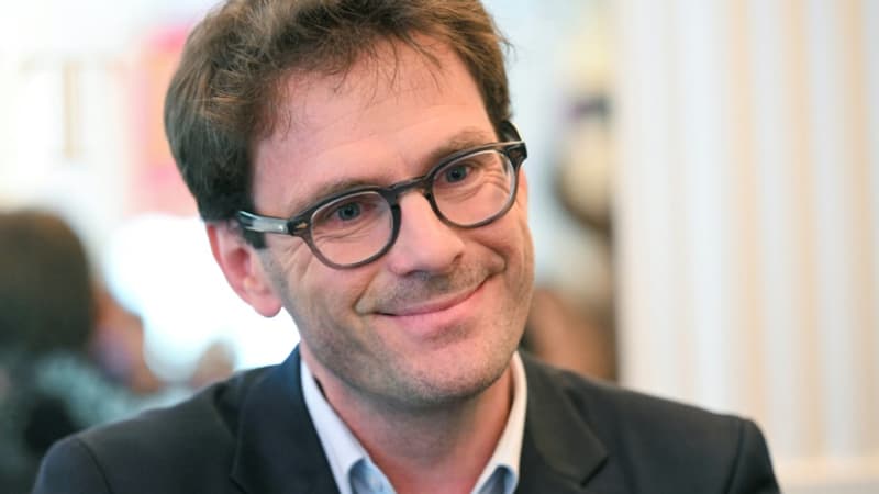 Nicolas Mayer-Rossignol, maire socialiste de Rouen, officiellement candidat à sa réélection