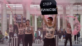 Les Femen dans la cour du Palais royal, à Paris, jeudi 30 mai 2019.