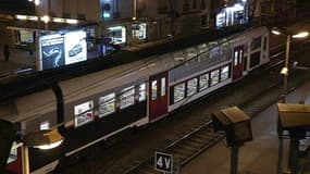 Des voyageurs du RER D dépouillés par un groupe de jeunes