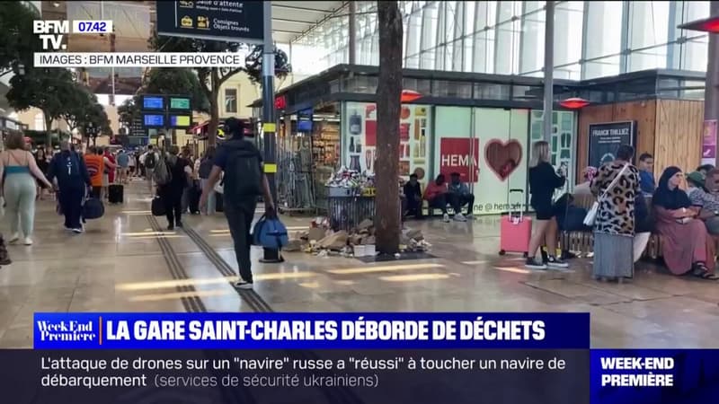 À Marseille, les déchets jonchent le sol de la gare Saint-Charles, en raison d'une grève de la société de nettoyage