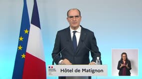 Le Premier ministre Jean Castex lors d'une conférence de presse à l'issue du Conseil de défense sanitaire, le vendredi 17 décembre 2021. 