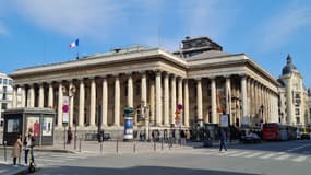 Le Palais Brongniart, site historique de la Bourse de Paris, en mars 2022