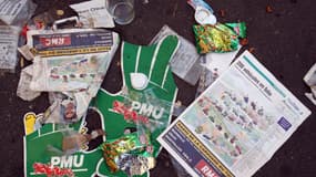 Des déchets sur la route du Tour de France 2007