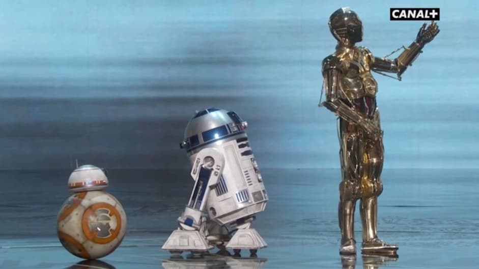 BB-8, RD-D2 et C-3PO aux Oscars 2016 BB-8, RD-D2 et C-3PO aux Oscars 2016