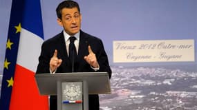 Lors de ses voeux adressés de Cayenne aux départements et territoires français d'Outre-mer (Dom-Tom), Nicolas Sarkozy a réaffirmé son opposition au vote des étrangers n'appartenant pas à l'Union européenne lors d'élections locales en France. Au même momen