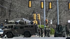 Les policiers du SWAT devant les locaux de la CIA le 19 mars 2025 à Langley, en Virginie.