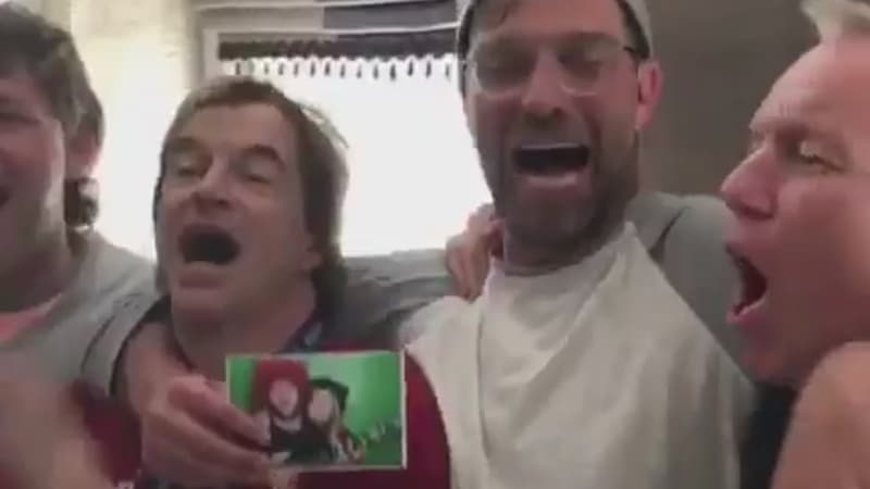 Jurgen Klopp avec des supporters de Liverpool