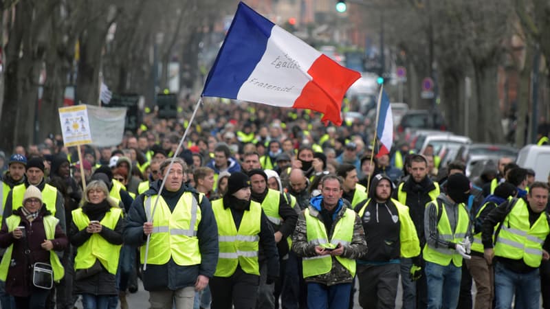 Des gilets jaunes marchent à Toulouse, le 29 décembre 2018. (Photo d'illustration)