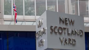 Scotland Yard est le quartier général de la police londonienne.