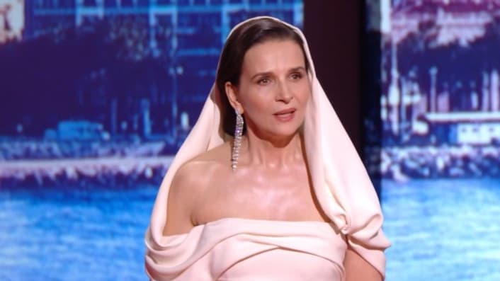 Juliette Binoche lors de la cérémonie d'ouverture du Festival de Cannes 2025