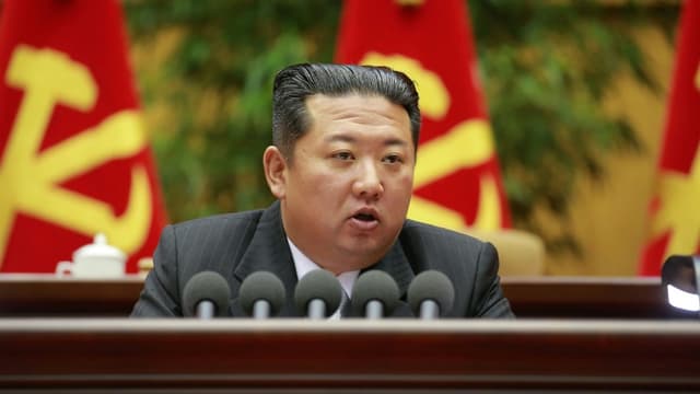 Corée du Nord : Kim Jong-un présente ses excuses après la mort d'un Sud- Coréen, abattu par l'armée