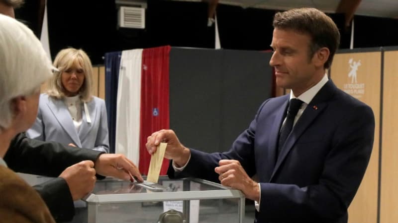 EN DIRECT - Chefs de partis reçus à l'Élysée, arrivée des nouveaux députés à l'Assemblée... Suivez l'actualité politique
