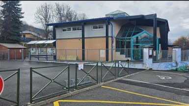 L'école de Baratier dans les Hautes-Alpes