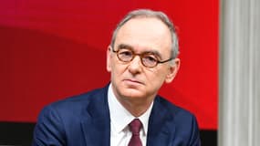 La nomination de M. Piechaczyk doit encore être approuvée par l'Assemblée nationale et le Sénat.