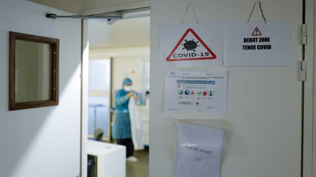 Dans l'unité Covid de l'hôpital Pasteur de Nice, en France, le 25 février 2021