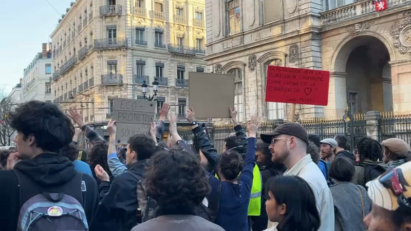 Plusieurs personnes ont répondu présent à l'appel lancé par l'association les Soulèvements de la terre à Lyon.