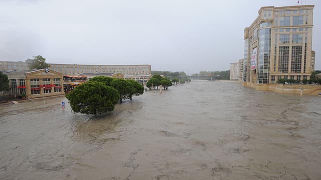Vue de Montpellier sous les eaux, ce lundi 29 septembre.