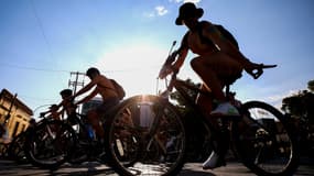Des cyclistes participant au World Naked Bike Rude à Guadalajara, au Mexique, le 24 juin dernier. (Photo d'archive)