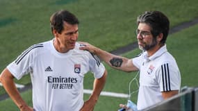 L'entraîneur de l'OL Rudi Garcia et le directeur sportif Juninho le 6 août 2020