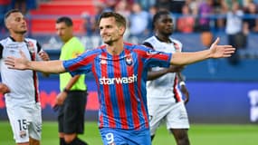 Benjamin Jeannot célèbre son but lors de Caen-Guingamp (4-1, L2), le 20 août 2022