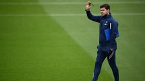 Mauricio Pochettino à l'entraînement du PSG
