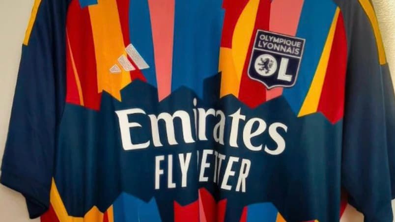 3e maillot OL 2023-2024