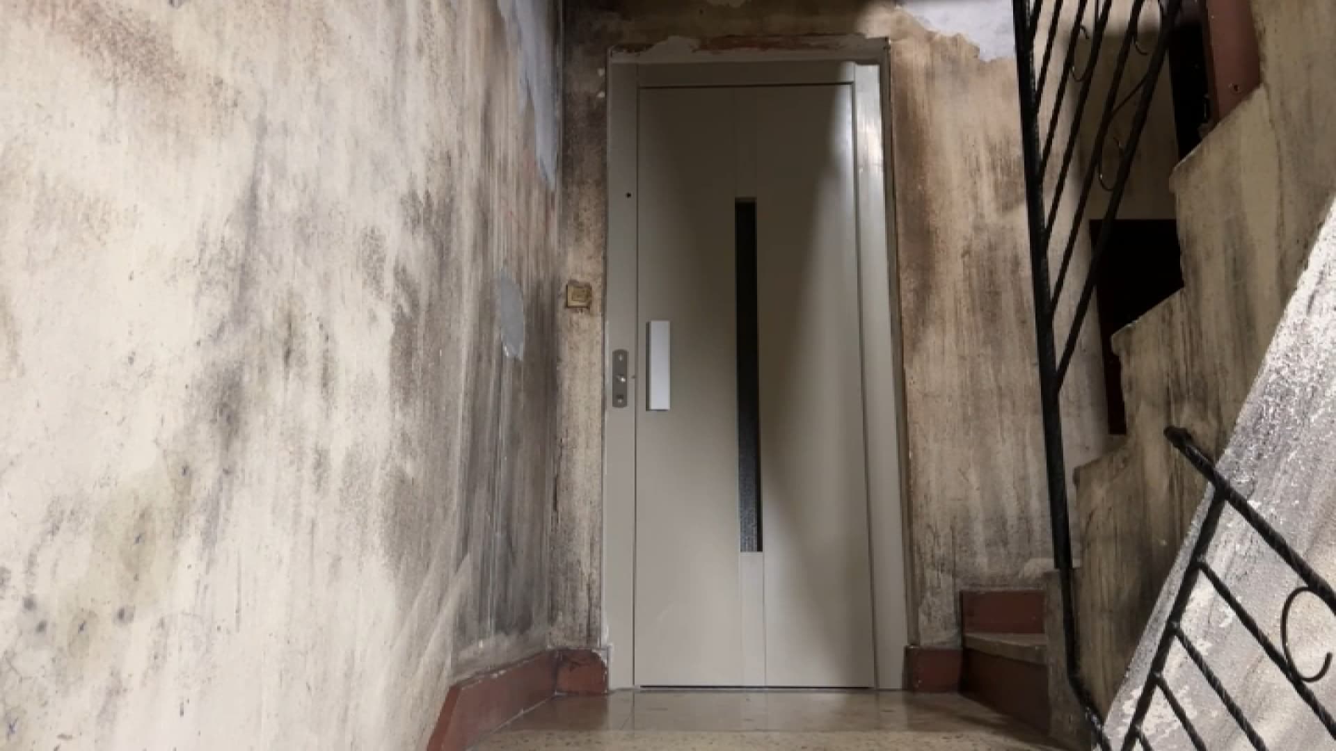 Les dégâts après un incendie en juin 2022 à la résidence Le Tyrolien, à Marseille, en janvier 2023