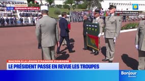 Commémoration de la bataille de Camerone: Emmanuel Macron remet des médailles aux légionnaires à Aubagne