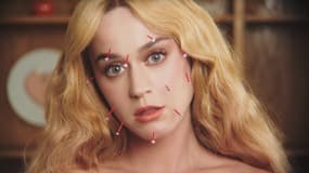 Katy Perry dans le clip de "Never Really Over"