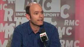 "Personne ne fait grève par plaisir (...) Une des façons légitimes d'exprimer sa colère, c'est quand même mieux avec le droit de grève"