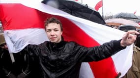 Le journaliste et militant d'opposition Roman Protassevitch le 25 mars 2012 à Minsk (Bélarus).