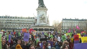 Près de 200 personnes se sont rassemblées samedi à Paris pour réclamer un "front populaire écologique" et "l'unité" à gauche pour l'élection présidentielle