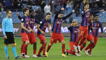 Les joueurs du Barça après leur victoire en demi-finales de la Supercoupe d'Espagne contre le Betis, le 12 janvier 2023.