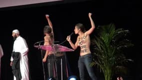 Des Femen se font violemment évacuer au salon de la femme musulmane 