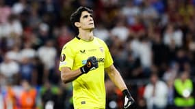 Yassine Bounou lors de la finale de Ligue Europa 2023.