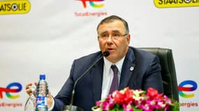 Le PDG de Total Energies, Patrick Pouyanné, s'exprime lors d'une conférence de presse à Paramaribo, au Suriname, le 13 septembre 2023.