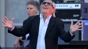 Le chanteur Gilbert Montagné lors de la "Fête de la musique" le 21 juin 2024 à Paris
