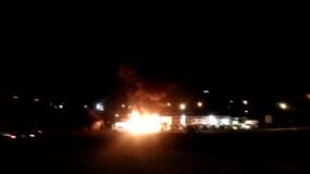 Jura : incendie dans un atelier de réparation automobile à Rochefort-sur-Nenon - Témoins BFMTV