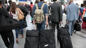 Pour ne pas rester à quai, les voyageurs se tournent vers les bus et le covoiturage. 