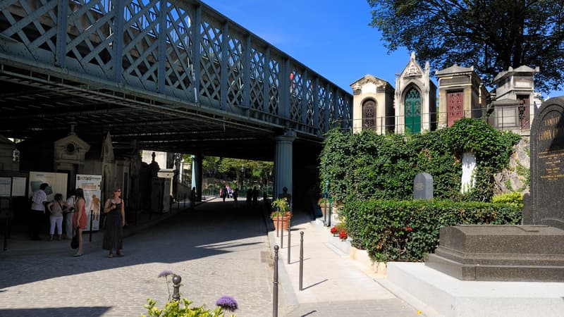Paris: un élève-officier qui devait défiler pour le 14-Juillet fait une...